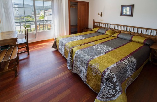 Covas Hotel | Discover Comfort at Hotel As Areas I with Spa and Breakfast