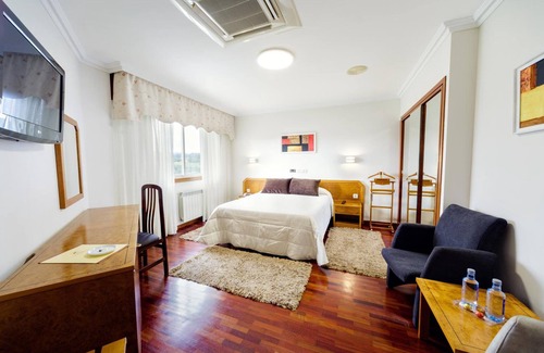Arteixo Hotel | Exceptional Hotel As Camelias: Spa, Restaurant & More