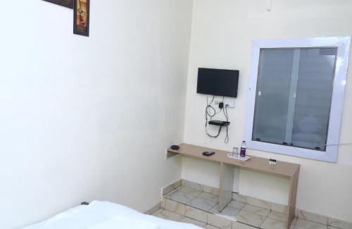 Jabalpur Hotel | Pet-Friendly Retreat at Hotel Ashirwad for Budget Travelers