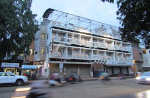 Sangli Hotel | Discover Hotel Ashray Residency in Sangli - Family-Friendly Stay