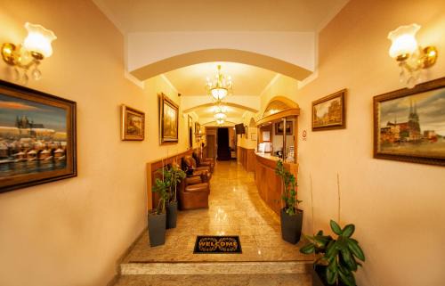 Nusle Hotel | Relax at Hotel Askania: 4-Star Oceanfront Escape