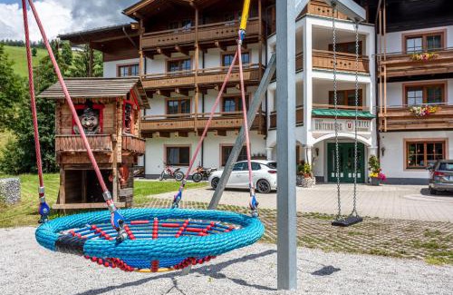 Maria Alm am Steinernen Meer Hotel | Discover Comfort at Hotel Unser Unterberg - Pet Friendly Stay