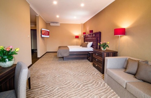 Mielec Hotel | Discover Hotel Atena: 4-Star Gem with Spa & Family Amenities