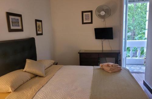 Centro Hotel | Inviting Hotel Ateneo: Family-Friendly with Breakfast Included