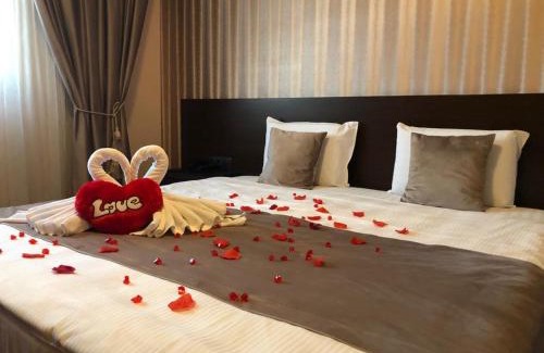 Voluntari Hotel | Outstanding Hotel Athos: Child-Friendly & Accessible Stay