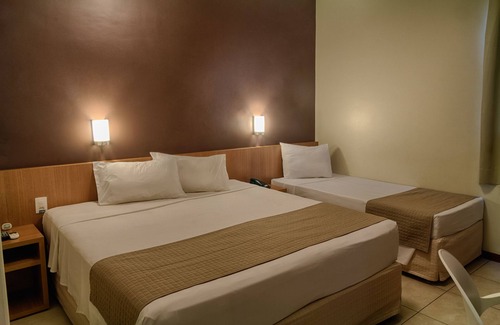 Sete Lagoas Hotel | Discover Hotel Atlas Sete Lagoas: Rated 9/10 with Pool & Breakfast