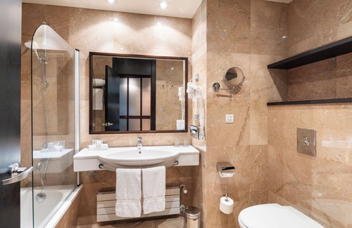 Elvina Hotel | Experience Hotel Attica 21 Coruña: Top-Rated Comfort Awaits