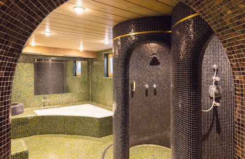 San Giovanni Hotel | Discover Hotel Auren: Pool, Spa & Family-Friendly Stays