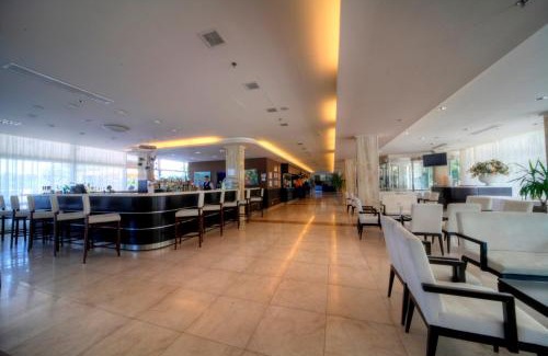 Cove Murtar Hotel | Relaxing Oceanfront Retreat at Hotel Aurora with Spa & Pool