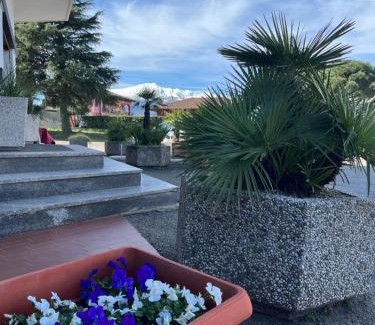 Colico Piano Hotel | Pet-Friendly Hotel Aurora with Breakfast & Family Amenities