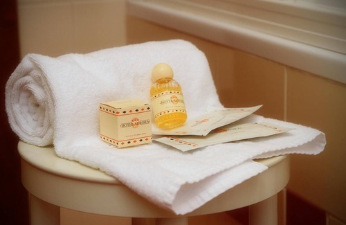 Bagni di Tivoli Hotel | Inviting Hotel Aurora: Spa and Family-Friendly Amenities