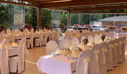Nitra Hotel | Discover Comfort at Hotel Auto Jas - Family-Friendly Getaway