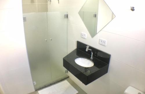 Zona 01 Hotel | Budget-Friendly Hotel Avalon Maringá with Family Amenities
