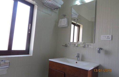 Lalitpur Hotel | Exceptional Stays at Hotel Awana: Kids Welcome, Breakfast Included