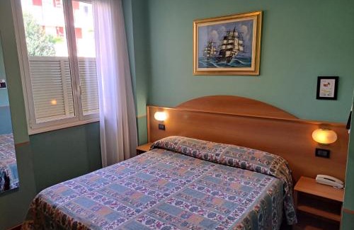Baveno Hotel | Discover Hotel Azalea: Pet-Friendly Oceanfront Retreat