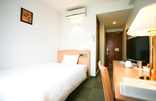 Asato Hotel | Discover Hotel Azat Naha: Family-Friendly & Accessible Stay