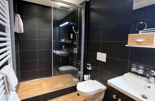 Adelboden Hotel | Discover Hotel Bären: Rated 9.4/10 with Spa and Restaurant
