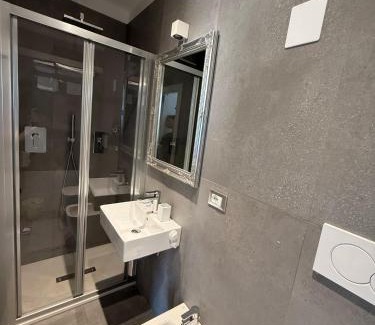 Senigallia Hotel | Beachfront Getaway at Hotel B&B Sole with Ocean Views