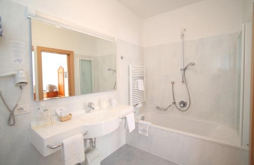 Anterselva Hotel | Oceanfront Getaway at Hotel Bad Salomonsbrunn - 8.7/10 Rating