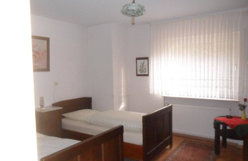 Otterberg Hotel | Cozy Hotel Badstube: Family-Friendly with Breakfast Included