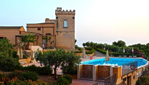 Marsala Hotel | Elegant Hotel Baglio Oneto: 5-Star Wine Resort with Views