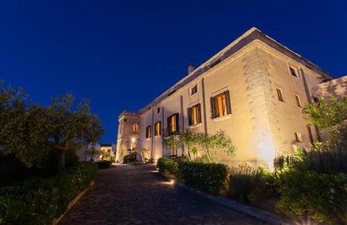 Marsala Hotel | Elegant Hotel Baglio Oneto: 5-Star Wine Resort with Views