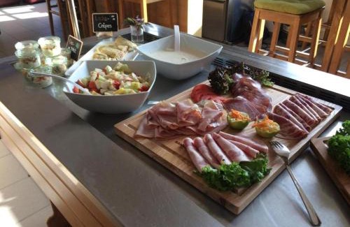 Balingen Hotel | Discover HOTEL Bahnhof Balingen: Pet-Friendly Escape
