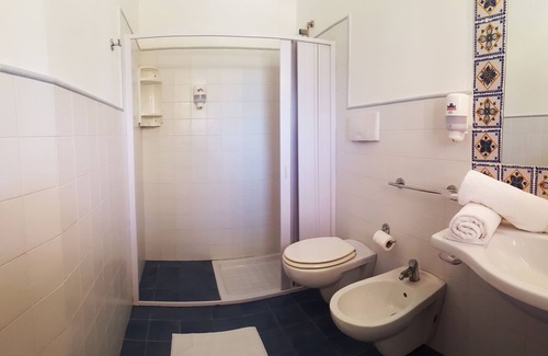 Santa Maria Hotel | Experience Comfort at Hotel Baia del Capo with Pool & Dining