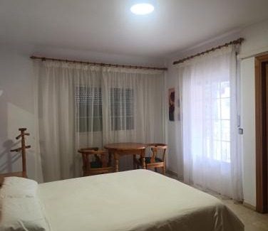 Cazorla Hotel | Inviting Hotel Balcón de Cazorla with Pool & Family Amenities