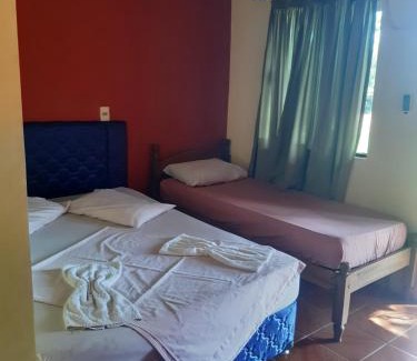 Ciudad Del Este Hotel | Pet-Friendly Hotel-Balneario Acuamanía with Relaxing Amenities