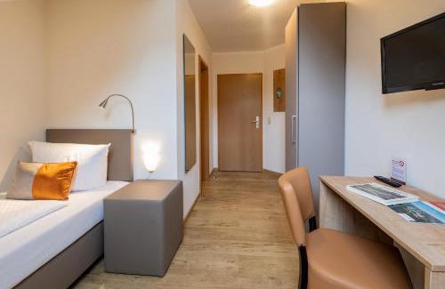 Wutha-Farnroda Hotel | Comfortable Stay at Hotel Bamberger Hof with Breakfast & Pets