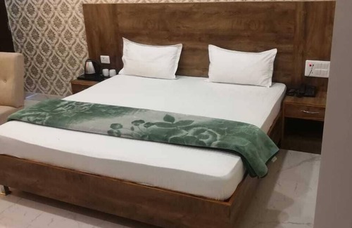 Bahraich Hotel | Explore Hotel Bandhan: Affordable Stay with Family-Friendly Amenities