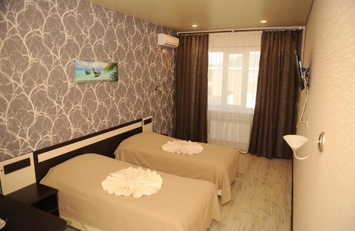 Otradnyy Hotel | Budget-Friendly Comfort at Hotel Bar Vozdukh with Breakfast