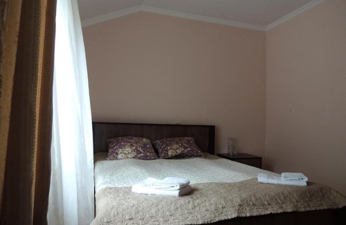 Terskol Hotel | Inviting Hotel Bars: Breakfast Included & Guest Rated 9/10