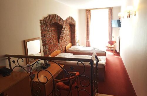 Bartoszyce Hotel | Pet-Friendly Hotel Bartis with Spa and Hot Tub Retreat