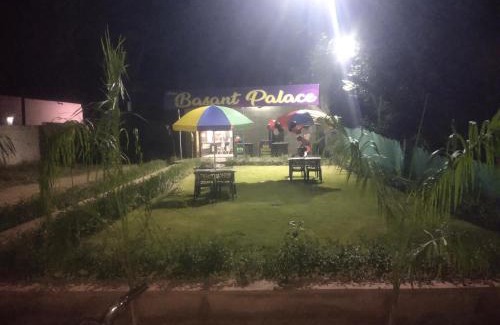Fatehpur Sikri Hotel | Family-Friendly Stay at Hotel Basant Palace with Dining Options