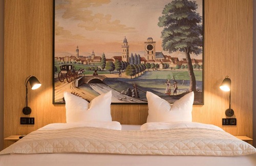 Erlangen Hotel | Discover Hotel Bayerischer Hof: Family-Friendly Retreat