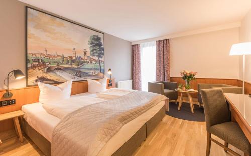 Erlangen Hotel | Discover Hotel Bayerischer Hof: Family-Friendly Retreat