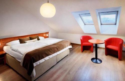 Besenova Hotel | Explore Hotel Bešeňová: Family-Friendly with Oceanfront Bliss