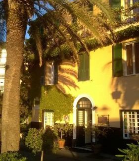 Alassio Hotel | Oceanfront Bliss at Hotel Beau Rivage - Guest Rated 9/10