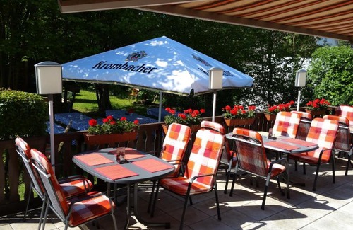 Burbach Hotel | Comfortable Stay at Hotel Bechtel: Pet-Friendly Amenities