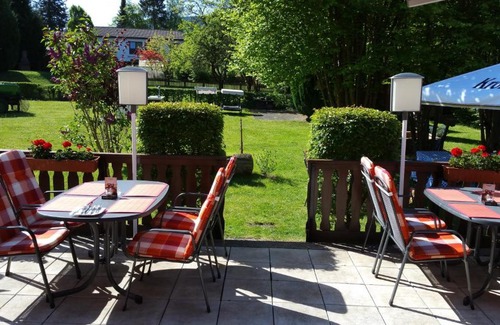 Burbach Hotel | Comfortable Stay at Hotel Bechtel: Pet-Friendly Amenities