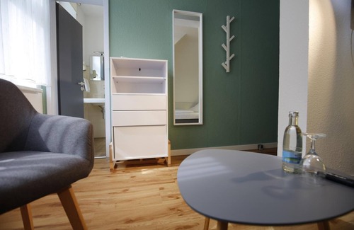Lauscha Hotel | Discover Hotel Beck: Family-Friendly with Essential Amenities