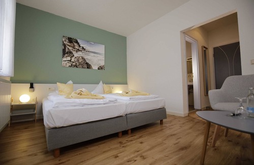 Lauscha Hotel | Discover Hotel Beck: Family-Friendly with Essential Amenities