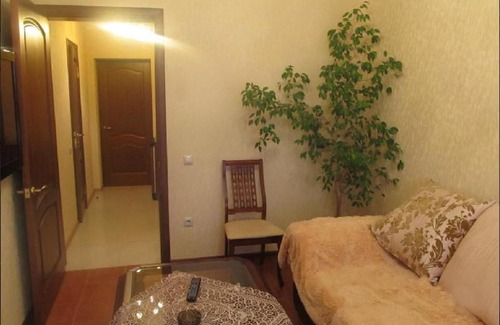 Zavodskoi Hotel | Discover Hotel Begemot: Guest Rated 9/10 with Breakfast