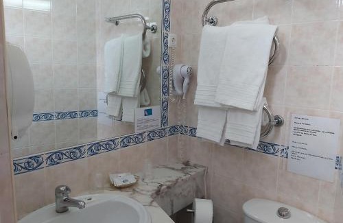 Beja Hotel | Discover Hotel Bejense: Family-Friendly Stay with Dining