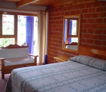 Huasca De Ocampo Hotel | Relax at Hotel Bella Vista: Family-Friendly with Pool & Hot Tub
