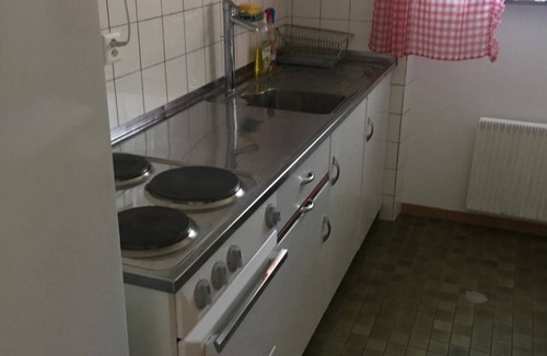 Krattigen Hotel | Hotel Bellevue Bären: Perfect Getaway with Pool & Dining