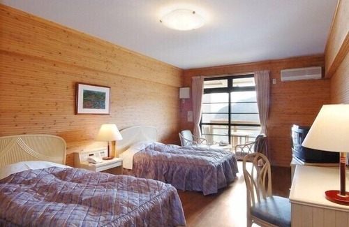 Otsuki Hotel | Relax at Hotel Bellreef Ootsuki: Spa, Hot Tub & More!