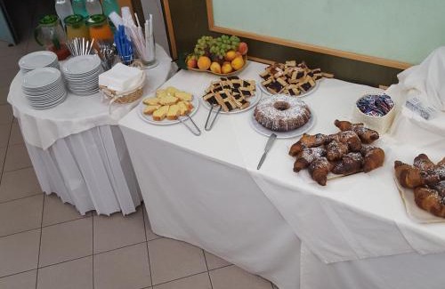 Polla Hotel | Comfortable Stay at Hotel Belvedere with Great Amenities